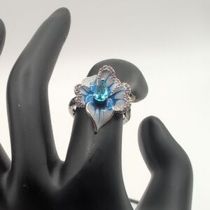 Elegant Blue and Silver Toned Floral Ring